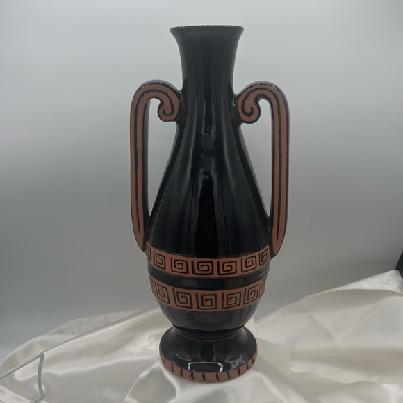 Frankoma Other - Frankoma V-13 Black Terra Cotta Handle Vase Signed Joniece Frank #872